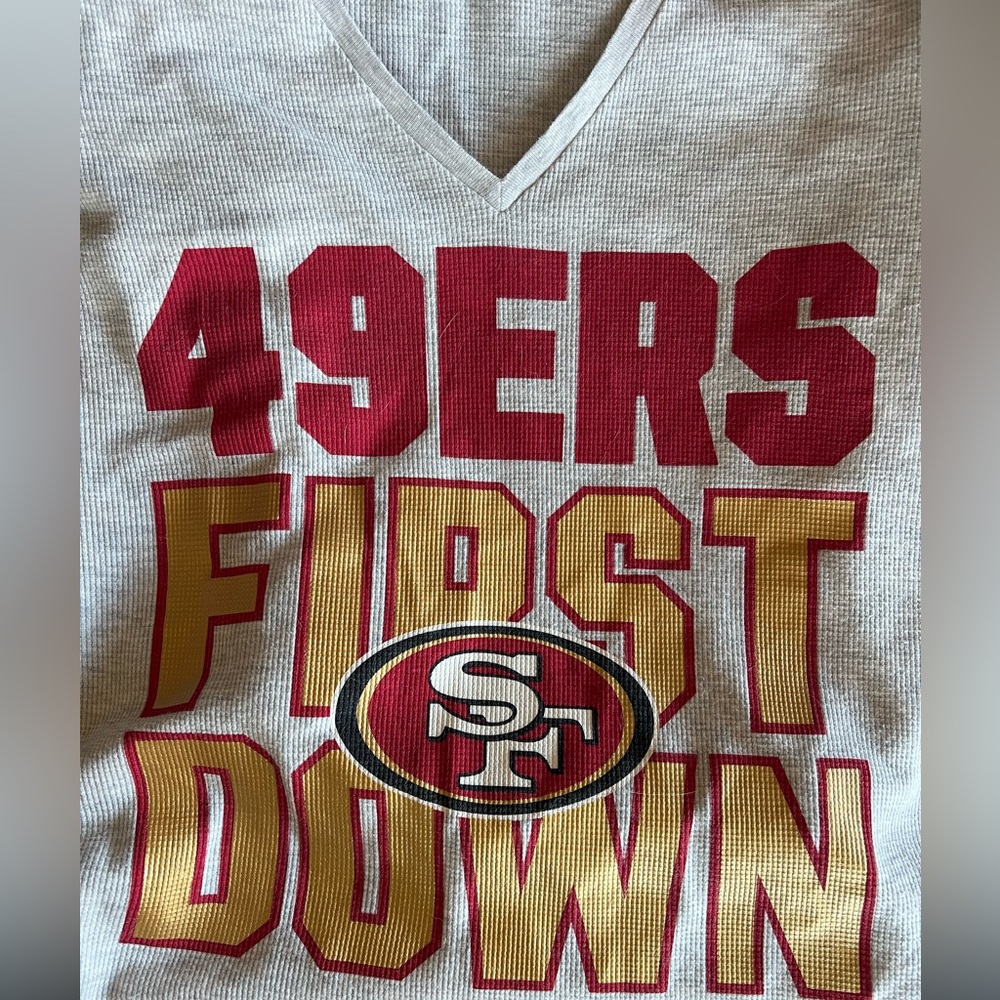 Victoria Secret Pink - San Francisco 49ers Long Sleeve - Picture 2 of 4